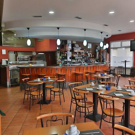 Hostal Stella Del Mare Camarinas Exterior photo